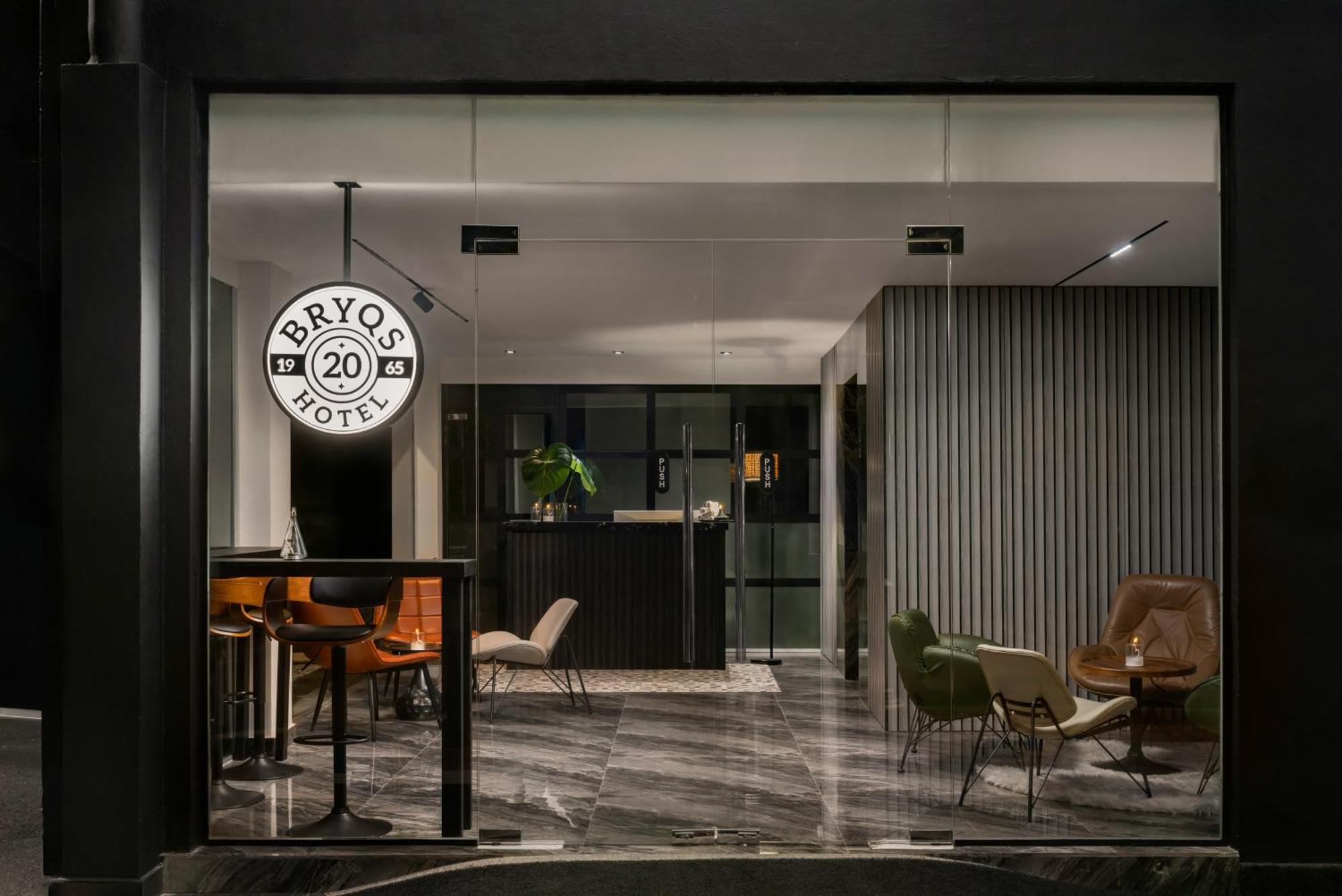 Bryqs Hotel Куала-Лумпур Экстерьер фото